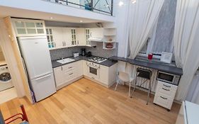 I Host Apartment - Monza 23